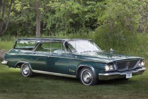 phot of black chrysler new yorker station wagon